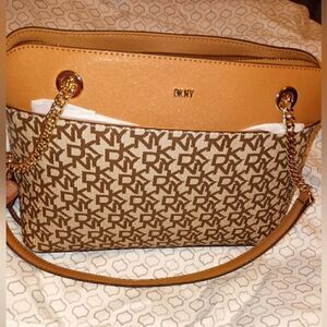 NWT DKNY Handbag 